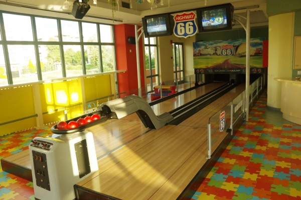 bowling00394819CFE-50C7-B744-DFD0-F3FF25ABA790.jpg