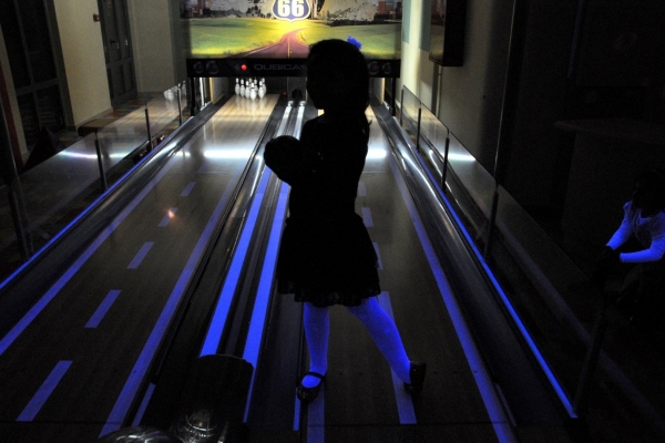 bowling004FC9FD5B1-870D-E325-1430-1EF74CE9DF92.jpg